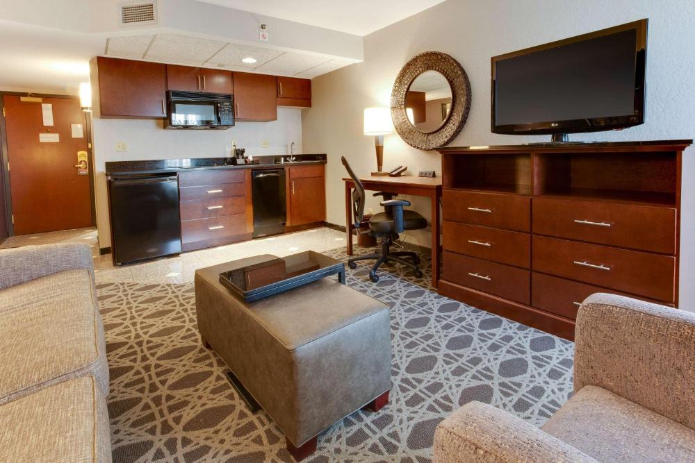 King Suite with Sofa Bed and Kitchenette interior